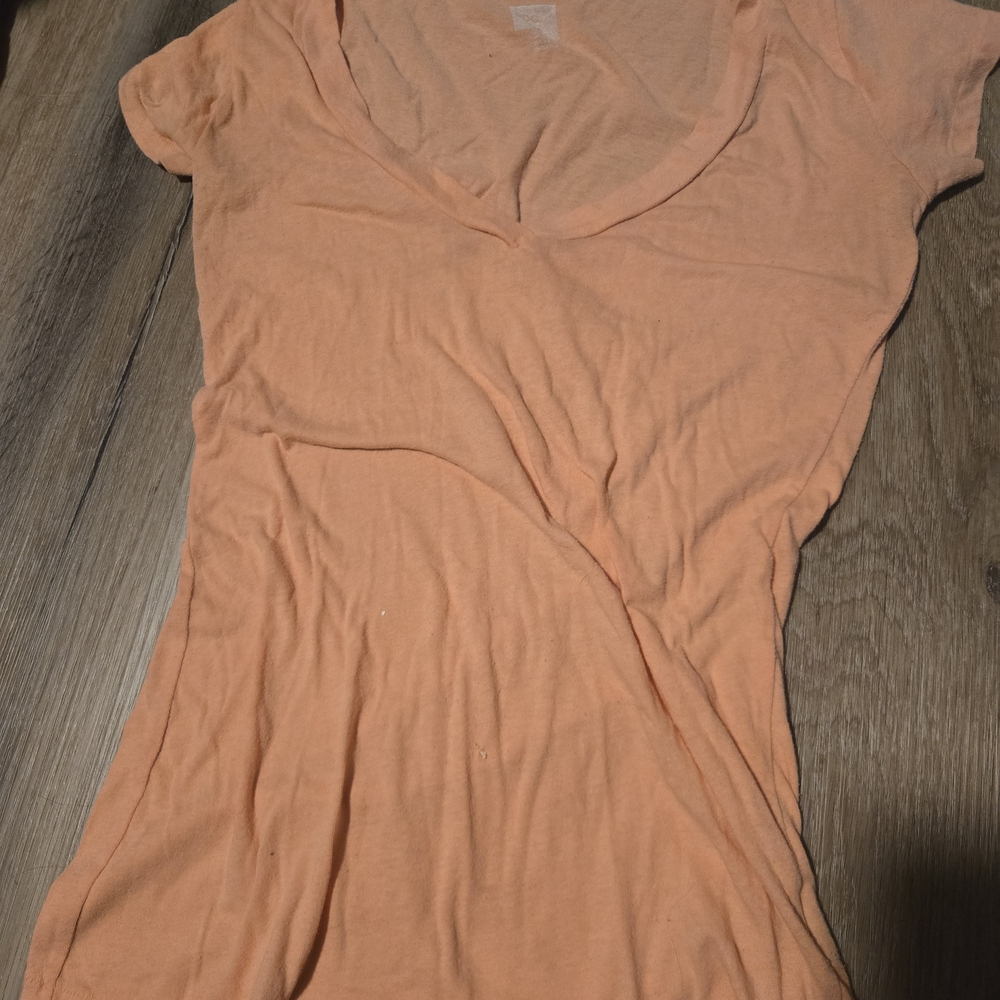 BDG Light Orange V-Neck Short Sleeve Tee
